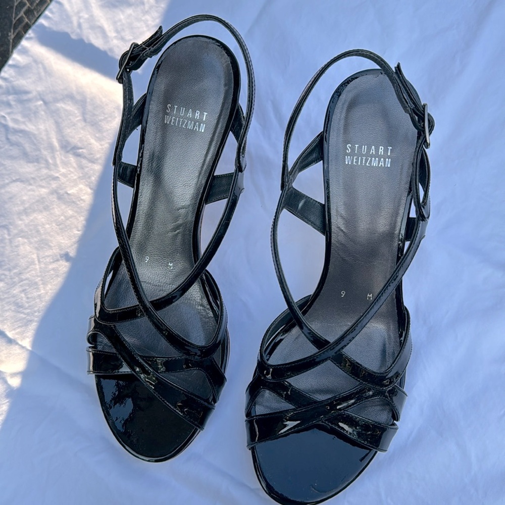 Stuart Weitzman, Operetta, black patent leather sandals size 9M.